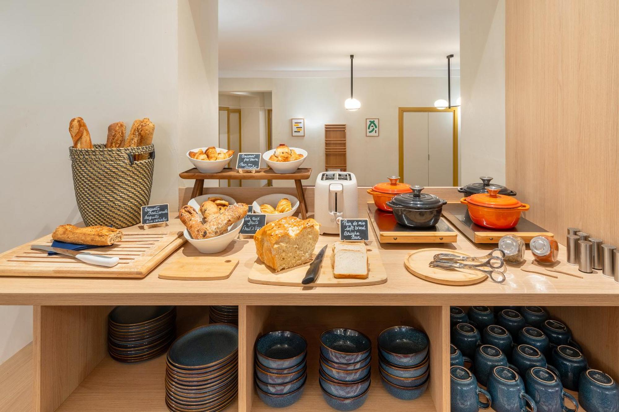 Best Western Plus Au Grand Saint Jean Beaune  Bagian luar foto